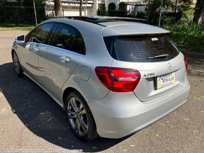 Mercedes-Benz A200 1.6 TURBO 2017/2018